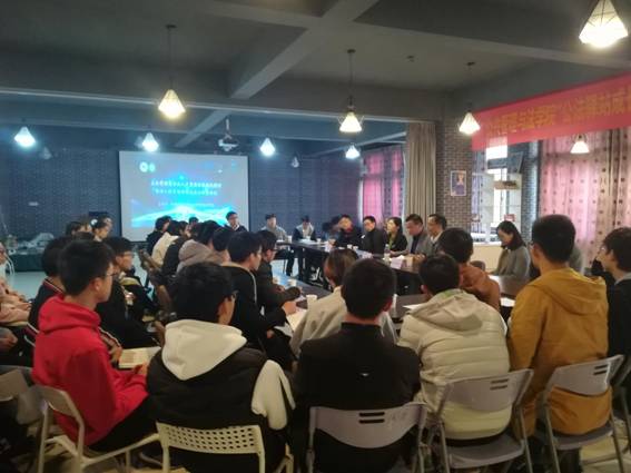 130E9C64D468485AE61B405F45ED3DB9