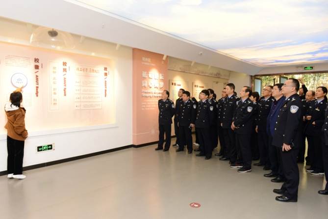 DSC_9854.JPG DSC_9854.JPG